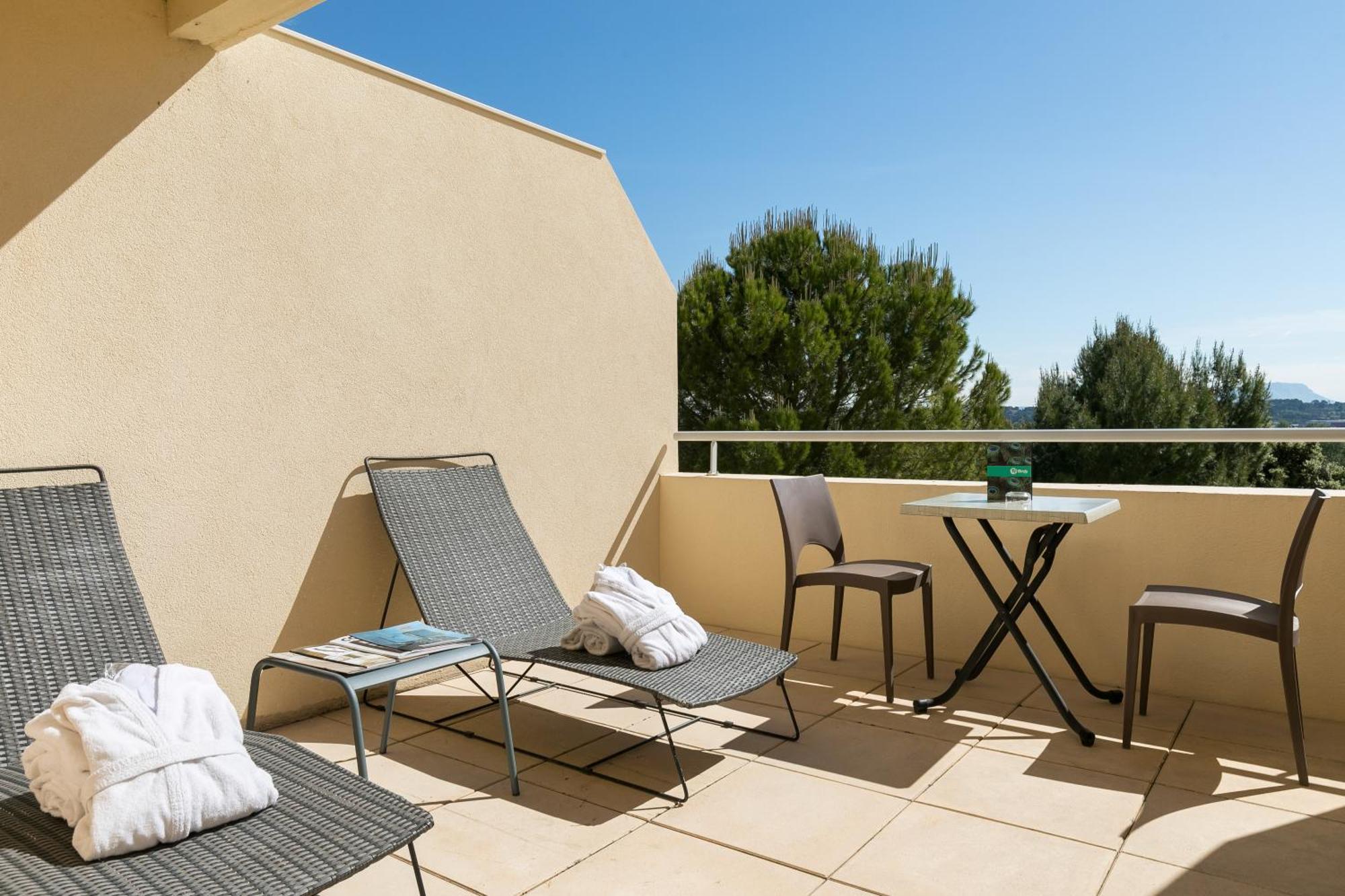 Hotel Birdy By Happyculture Aix-en-Provence Eksteriør billede